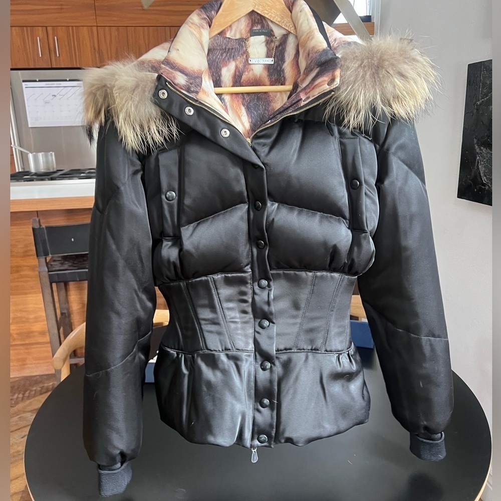 Alexander McQueen Black Puffer Jacket with Fur Collar